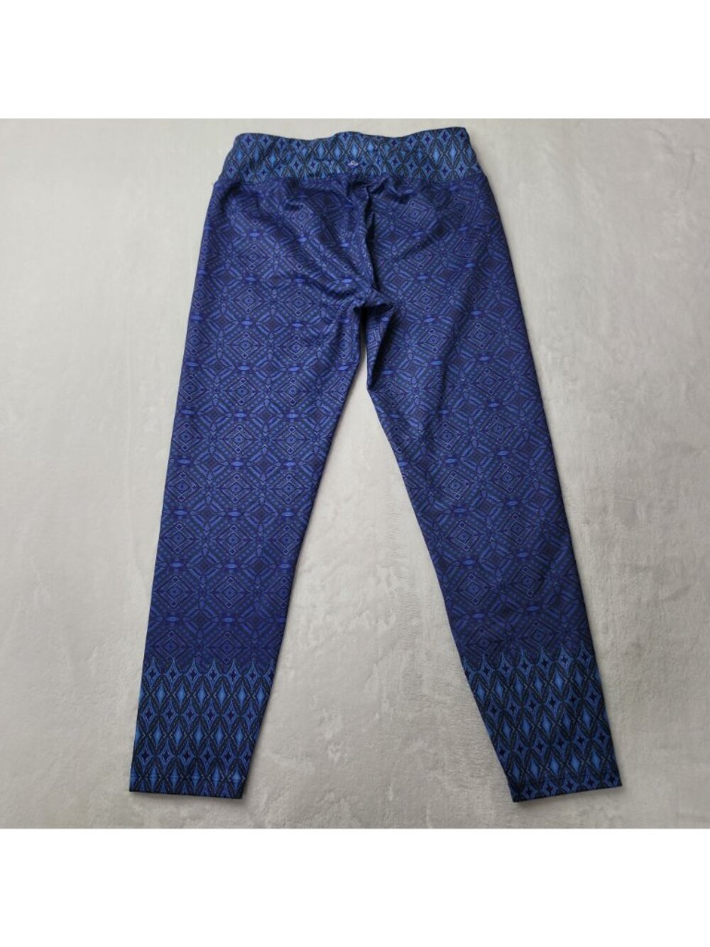 prAna Women’s Blue Geometric Pattern Capri Leggings Size S Made in USA - Picture 2 of 10
